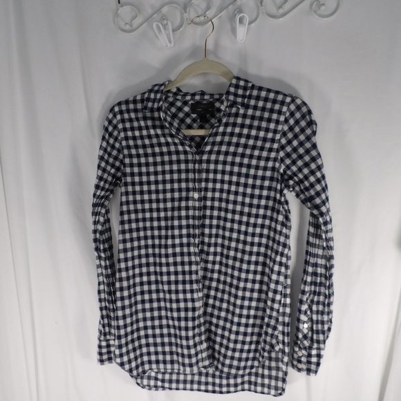 J. Crew Long Sleeve Button Down Shirt Size 2 - Picture 4 of 9